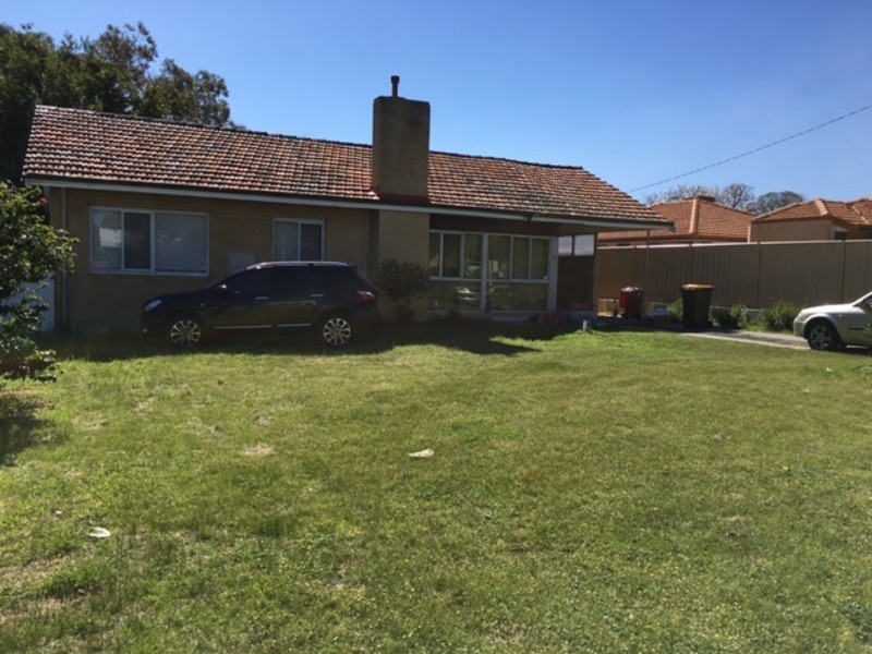 11 Ilumba Road, Nollamara WA 6061