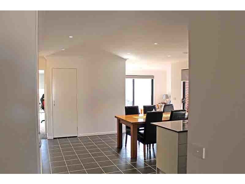 37 Wright Circuit, Plumpton VIC 3335