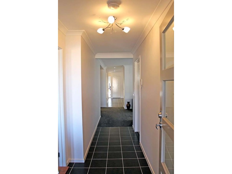 37 Wright Circuit, Plumpton VIC 3335