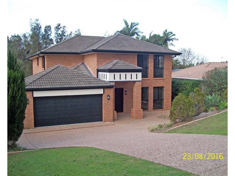 32 Hastings Crescent, Carrara QLD 4211