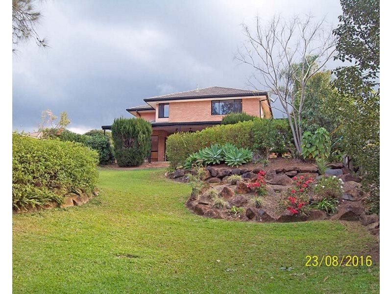 32 Hastings Crescent, Carrara QLD 4211