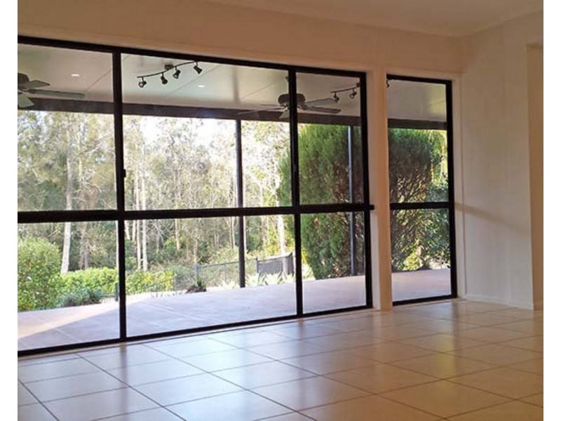 32 Hastings Crescent, Carrara QLD 4211