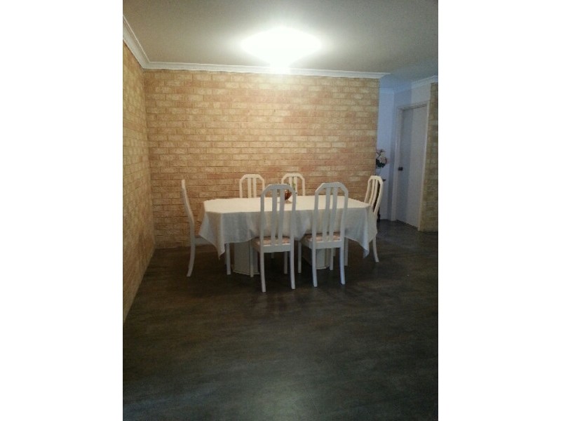 7 Banner Place, Swan View WA 6056