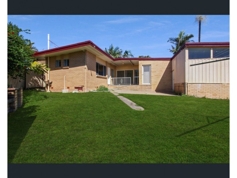 60 Aminya Street, Mansfield QLD 4122