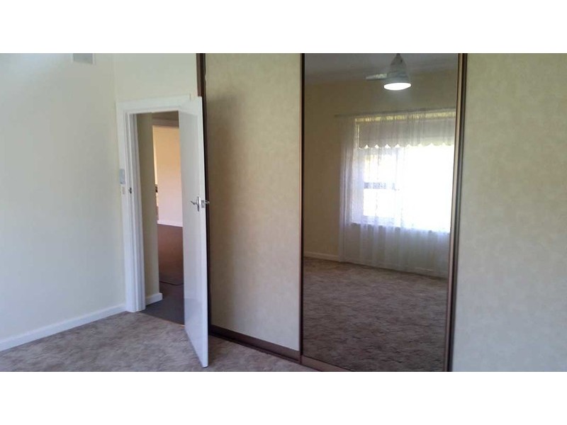 18 Huntington Avenue, Fulham SA 5024