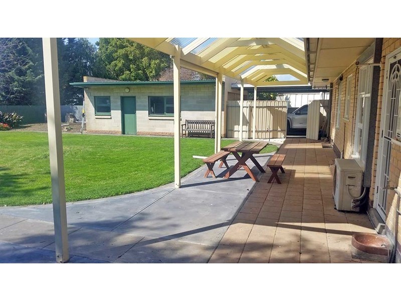 18 Huntington Avenue, Fulham SA 5024