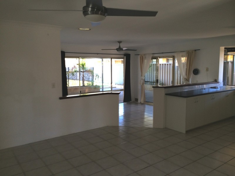 3 Beagle Place, Port Kennedy WA 6172