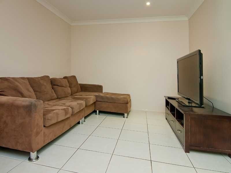 62 Highview Terrace, Daisy Hill QLD 4127