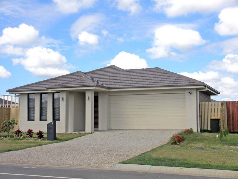 4 Raff Road, Caboolture South QLD 4510