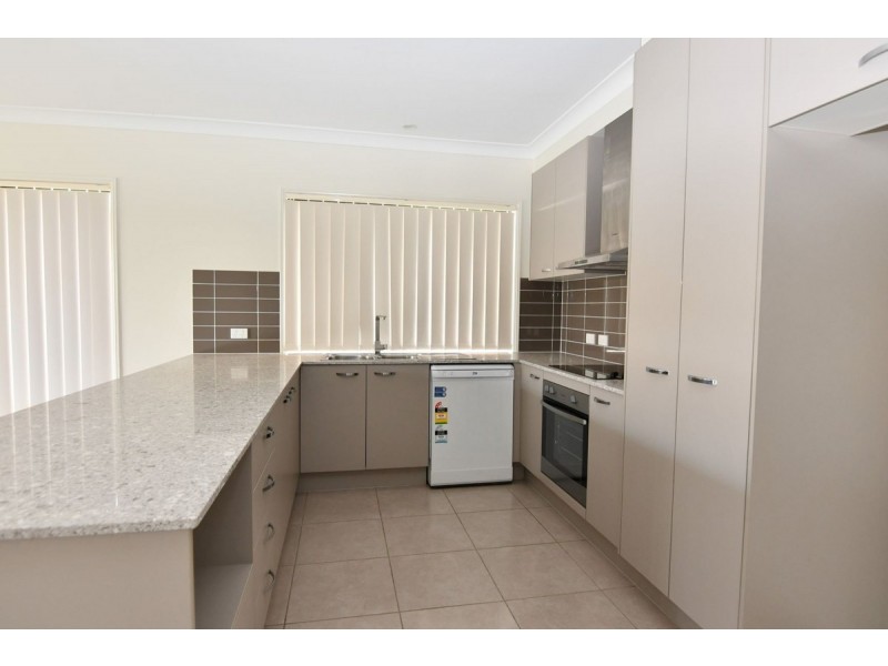 4 Raff Road, Caboolture South QLD 4510
