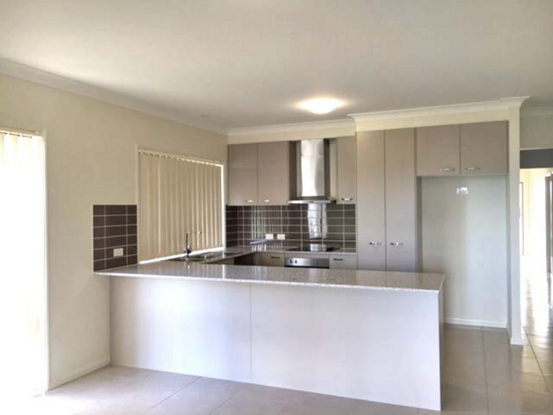 4 Raff Road, Caboolture South QLD 4510