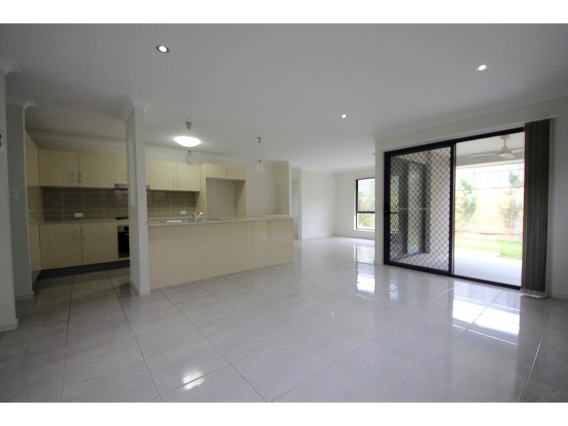 45 Morris Crescent, Bellbird Park QLD 4300