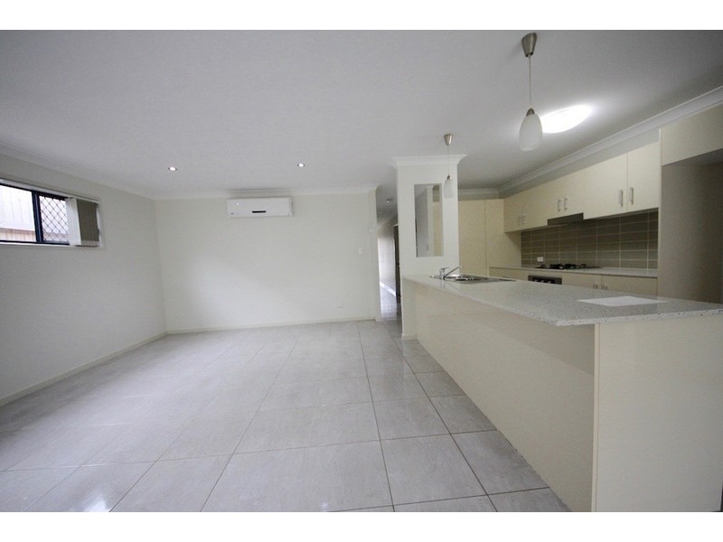 45 Morris Crescent, Bellbird Park QLD 4300