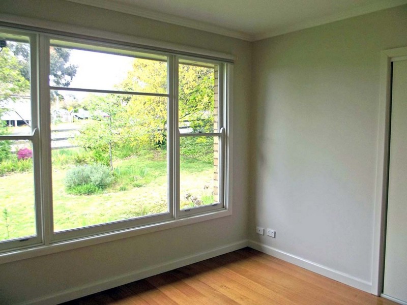 6 Wrixon Street, Romsey VIC 3434