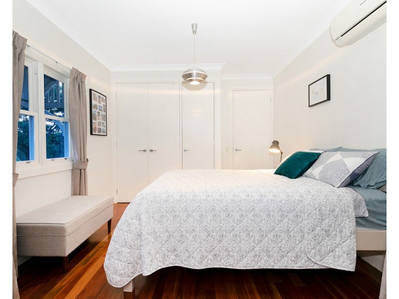 1/17 Newcastle Street, Fairfield QLD 4103