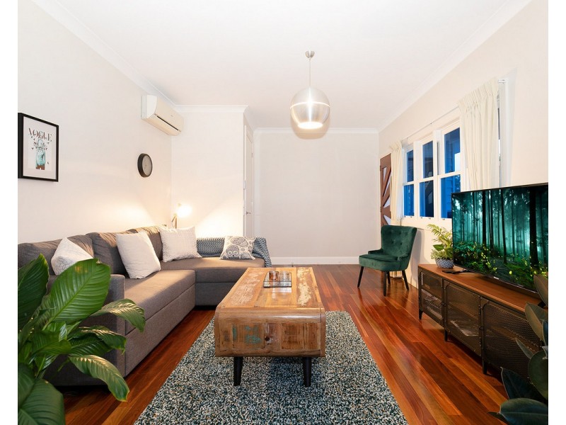 1/17 Newcastle Street, Fairfield QLD 4103