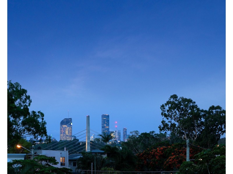 1/17 Newcastle Street, Fairfield QLD 4103