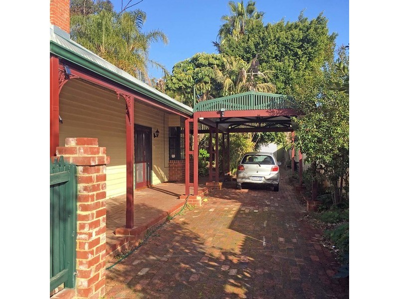 48 West Road, Bassendean WA 6054