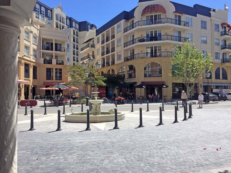 2/3208 Central Place, Carrara QLD 4211