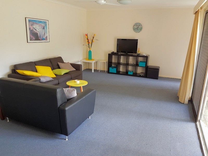 2/9 Riverview Parade, Surfers Paradise QLD 4217