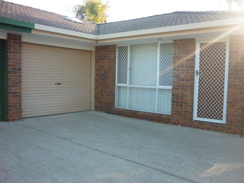 2/6 Coventry Court, Labrador QLD 4215