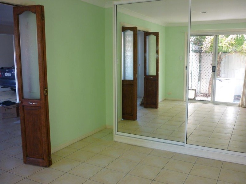 2/6 Coventry Court, Labrador QLD 4215