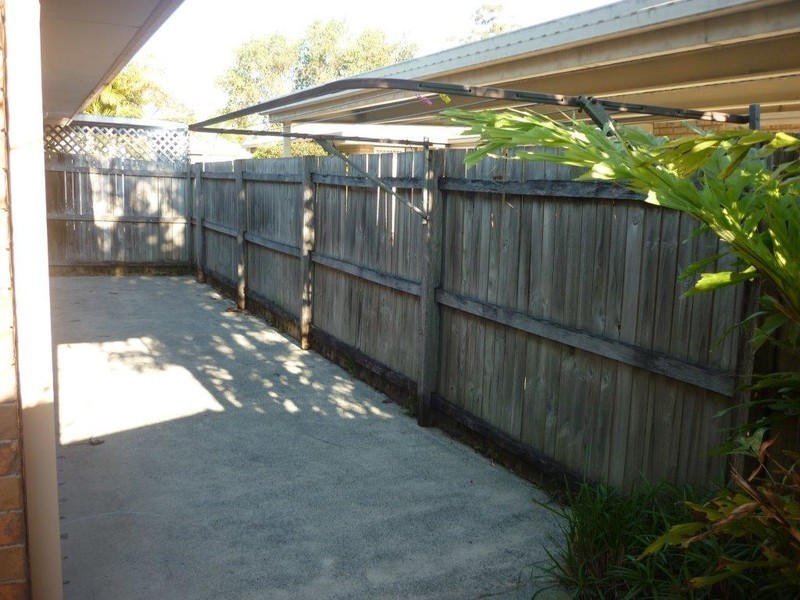 2/6 Coventry Court, Labrador QLD 4215