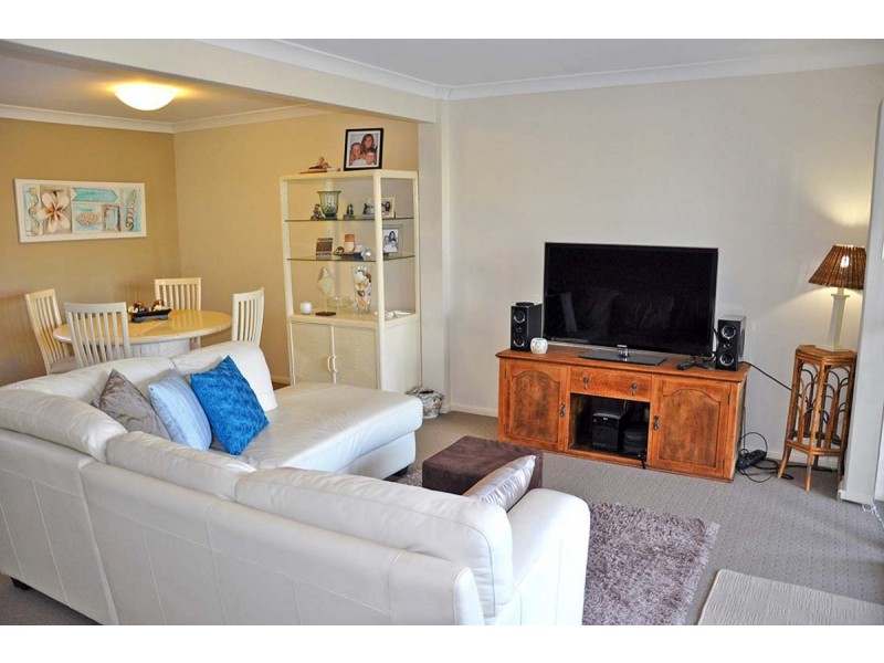 3/19 Griffith Road, Scarborough QLD 4020