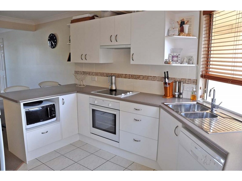 3/19 Griffith Road, Scarborough QLD 4020