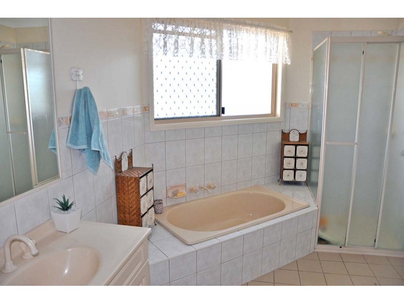 3/19 Griffith Road, Scarborough QLD 4020