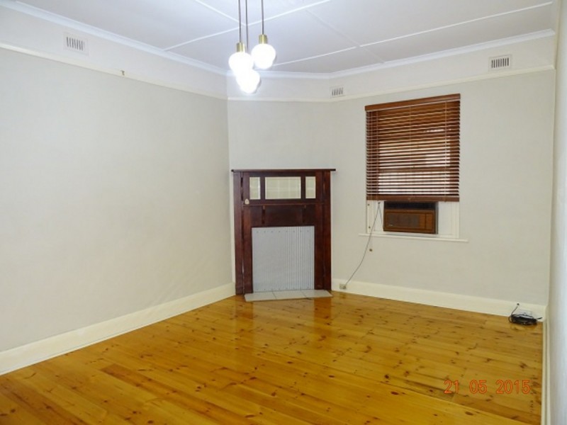 61 May Terrace, Ottoway SA 5013