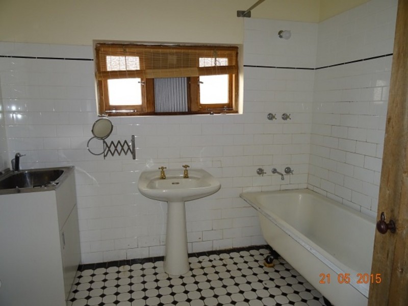 61 May Terrace, Ottoway SA 5013