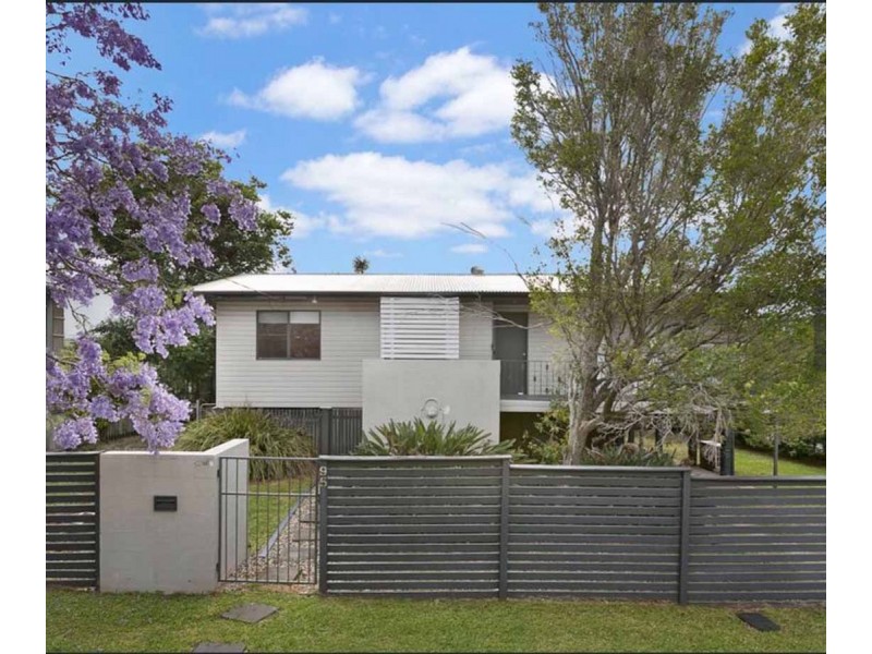 95 Smallman Street, Bulimba QLD 4171