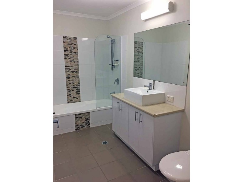 14/9 Watson Street, Pialba QLD 4655