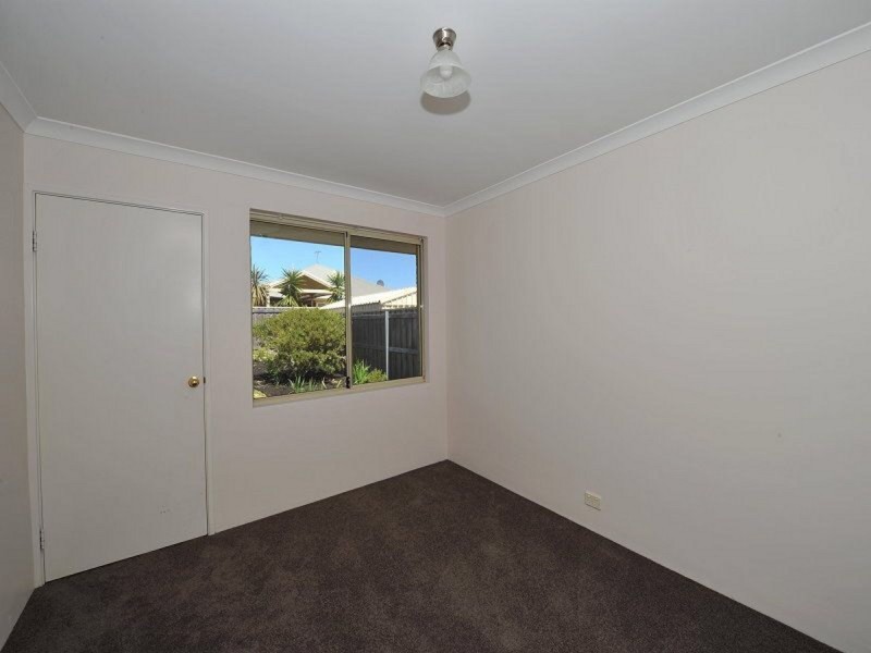 14 Tranquility Way, Halls Head WA 6210