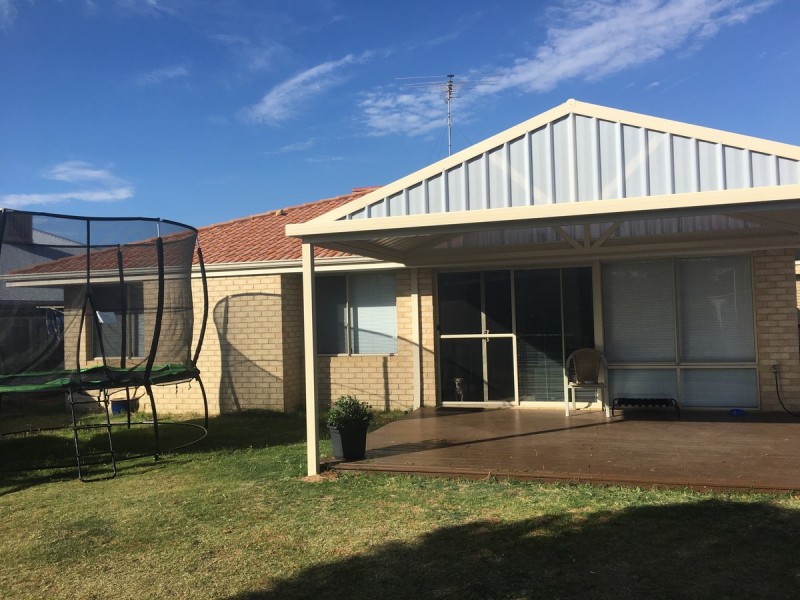 14 Tranquility Way, Halls Head WA 6210