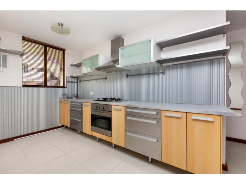 10B/19 Herdsman Parade, Wembley WA 6014