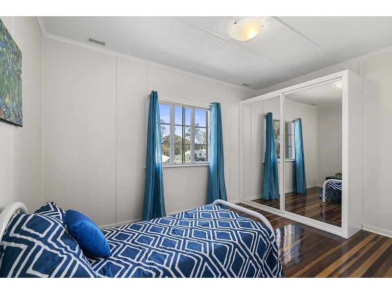19 Blackwood Street, East Ipswich QLD 4305
