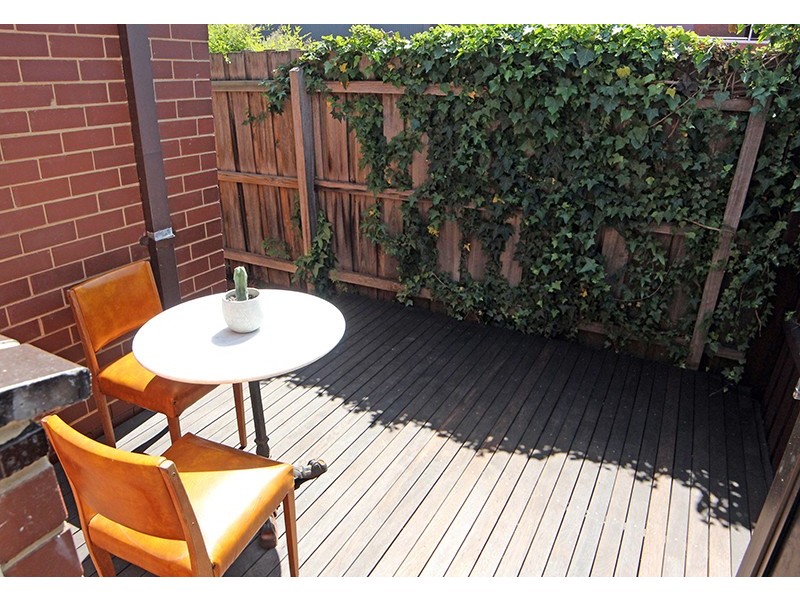 4/63 Droop Street, Footscray VIC 3011