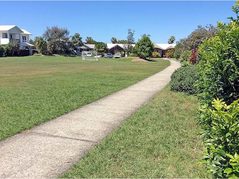 28 Lakedrive Crescent, Marcoola QLD 4564