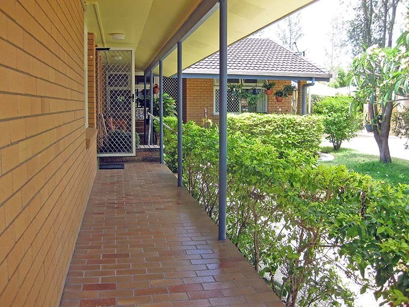 2/24 Bullimah Avenue, Burleigh Heads QLD 4220