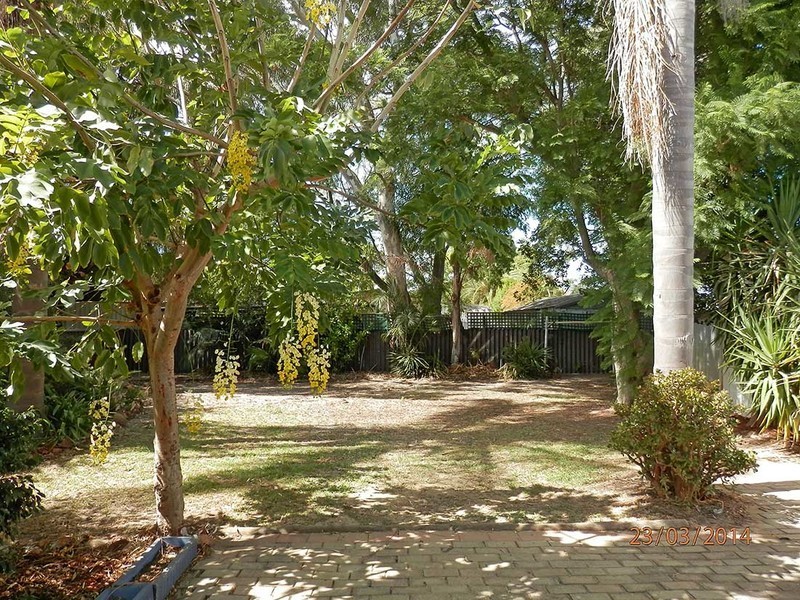 8 Wicklow Street, Thornlie WA 6108