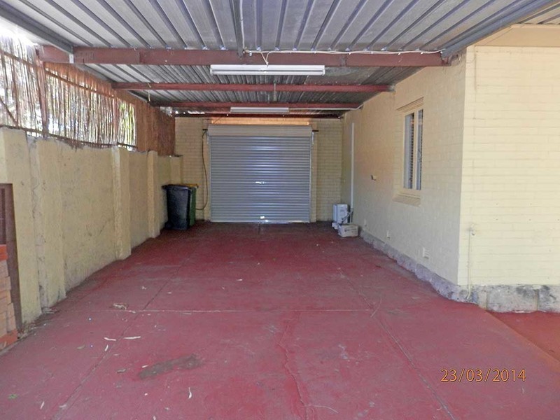 8 Wicklow Street, Thornlie WA 6108