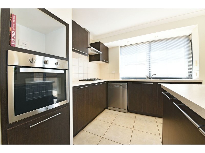 9 Kansas Lane, Hocking WA 6065