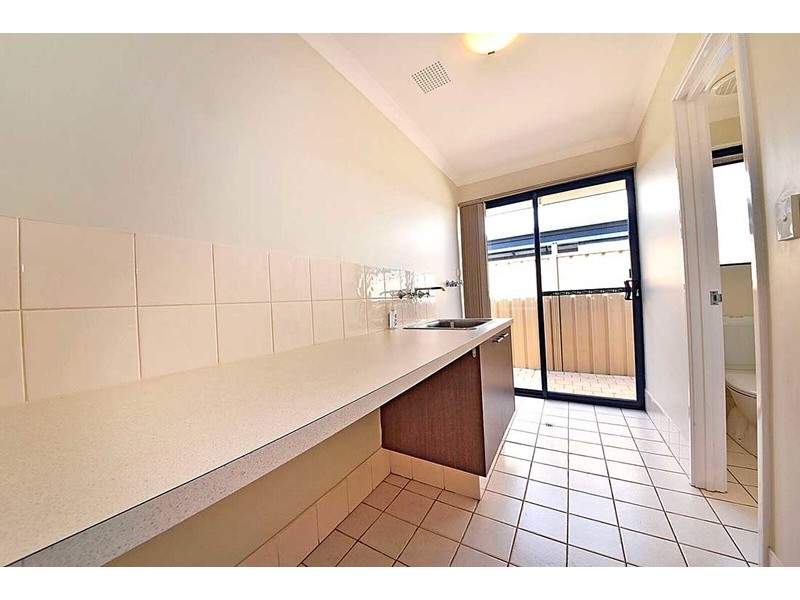 9 Kansas Lane, Hocking WA 6065