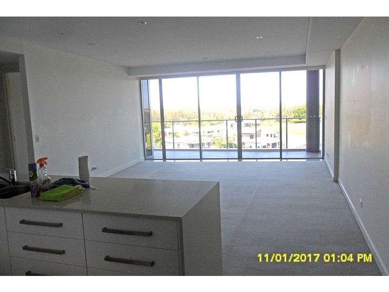 100/135 Lakelands Drive, Merrimac QLD 4226
