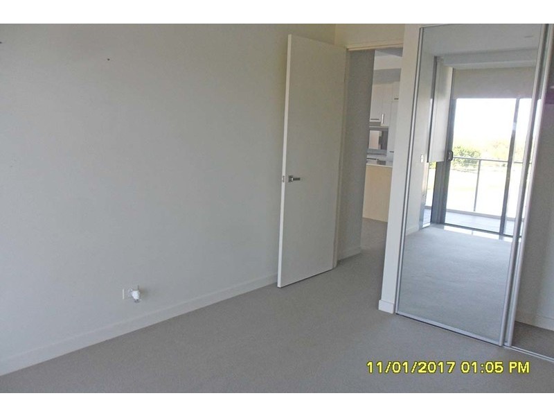 100/135 Lakelands Drive, Merrimac QLD 4226