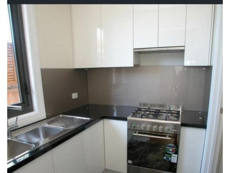 2/15 Orange Grove, Camberwell VIC 3124