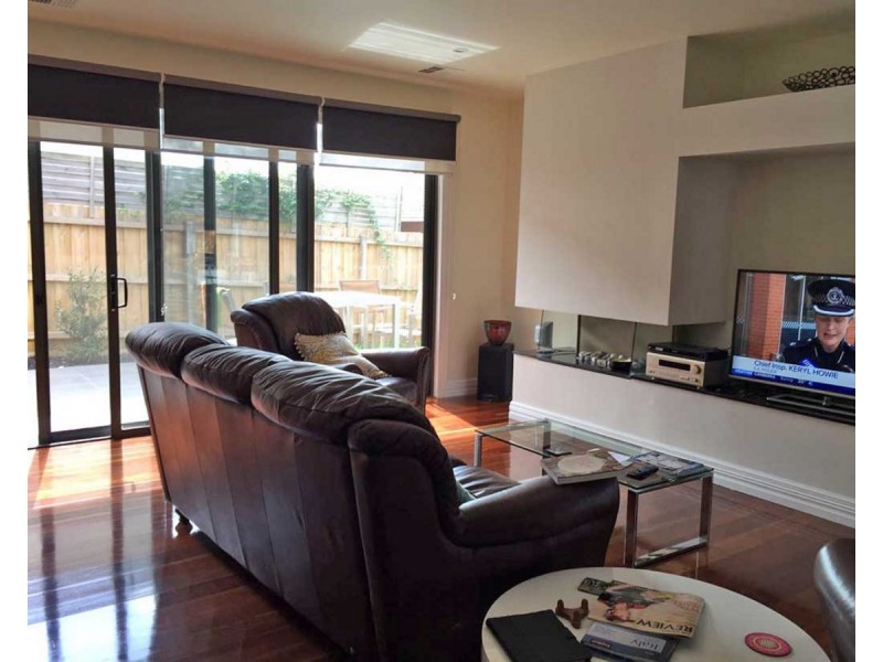 2/15 Orange Grove, Camberwell VIC 3124
