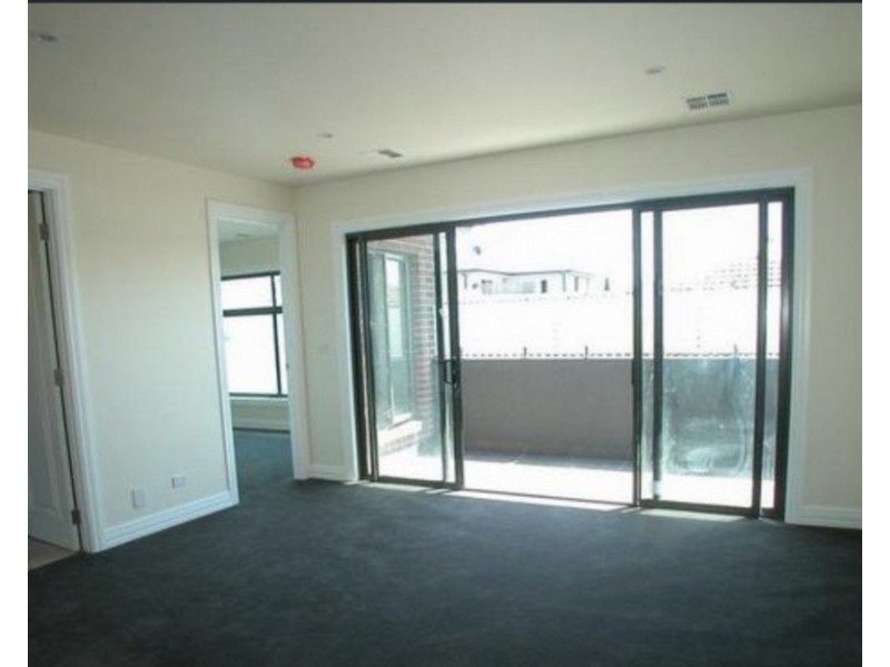 2/15 Orange Grove, Camberwell VIC 3124